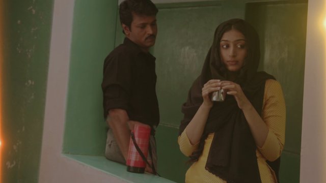 Ulagam Ninaivil Illai (Lyric Video)