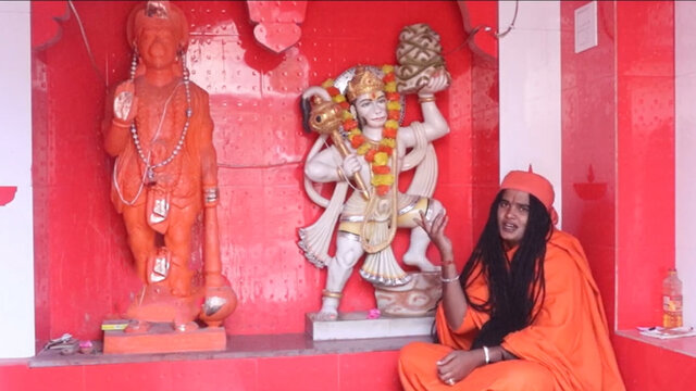 Ek Bhagatni Balaji Ki Puja Karne Chal Padi