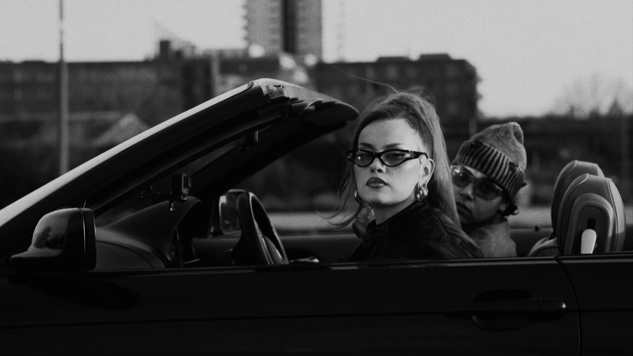 Hold Up (Official Video)