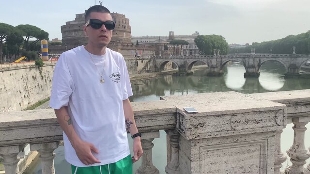 Colosseum Flow (feat. Molly)