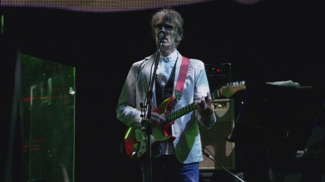 A Estos Hombres Tristes (En Vivo Estadio Vélez Sarsfield) (with Almendra)