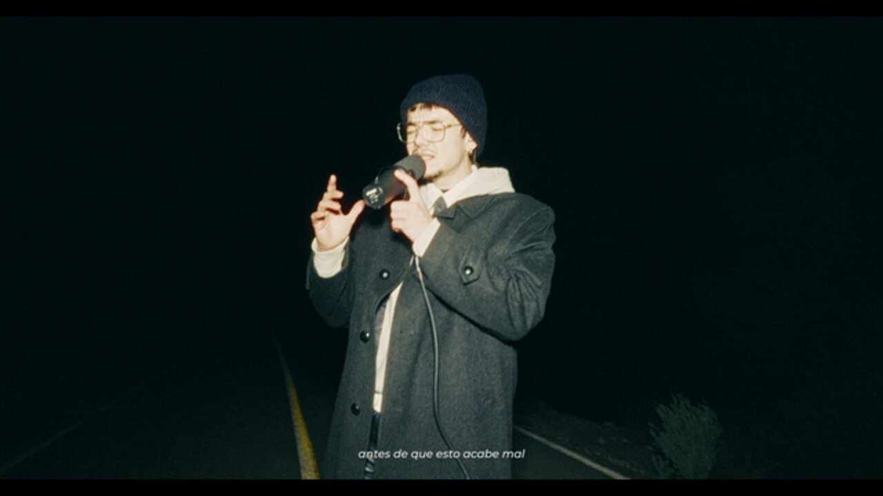 punto y aparte (Lyric Video)
