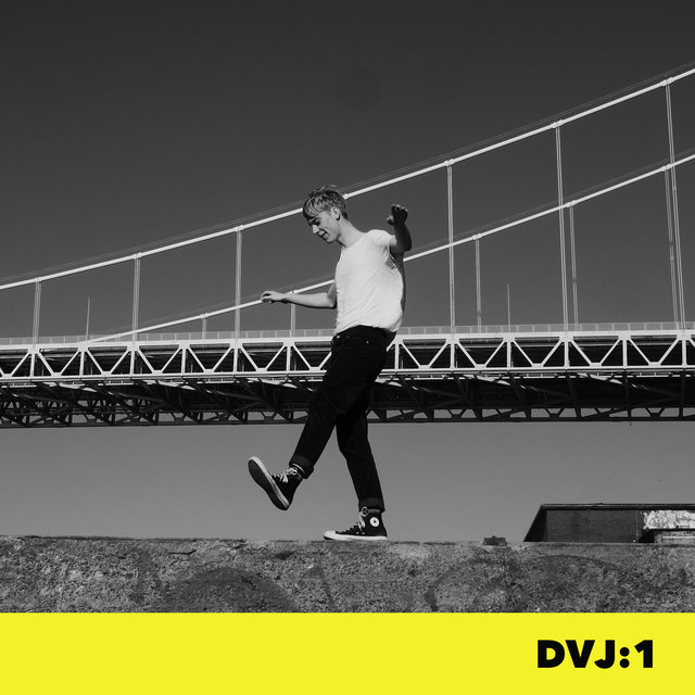 DVJ:1