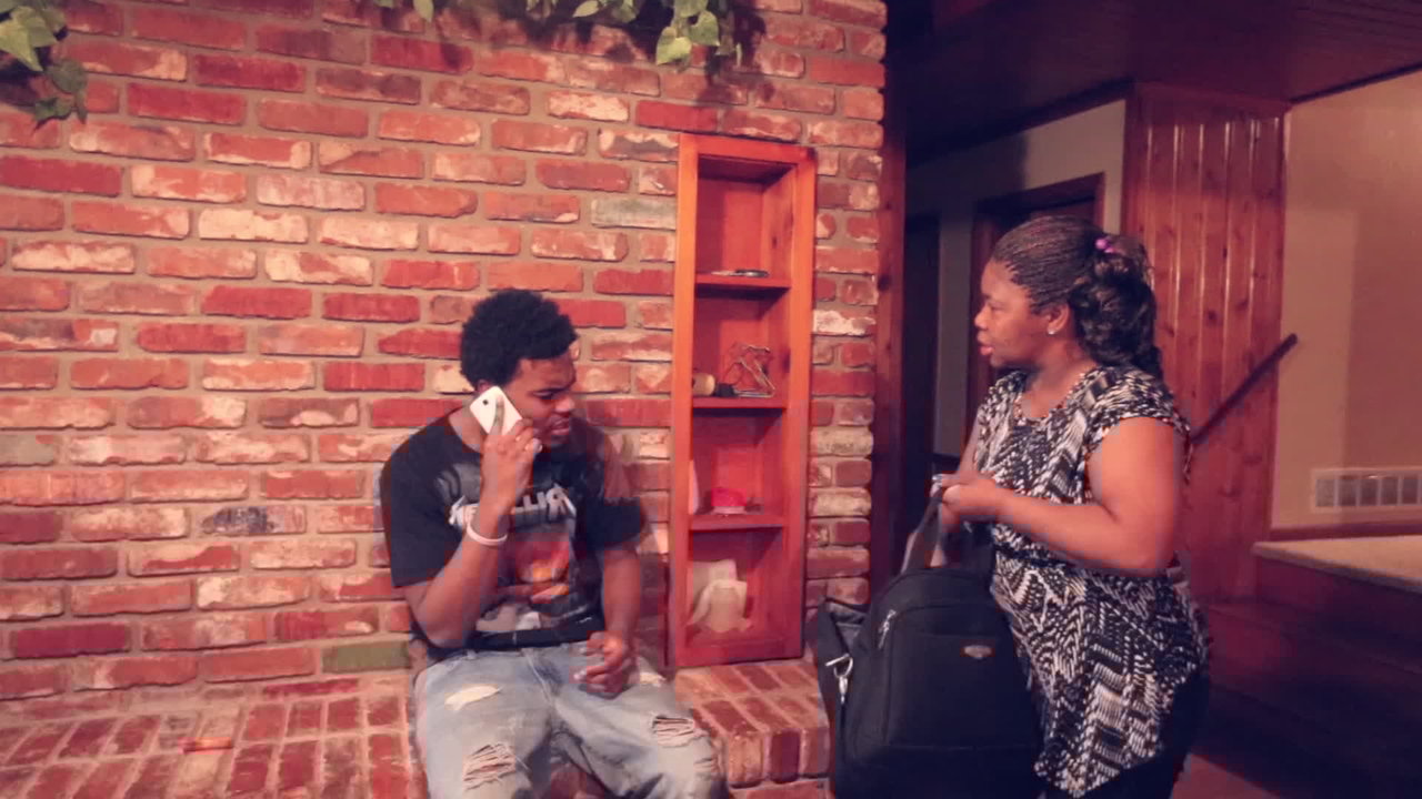On My Momy (Official Video) (Single)
