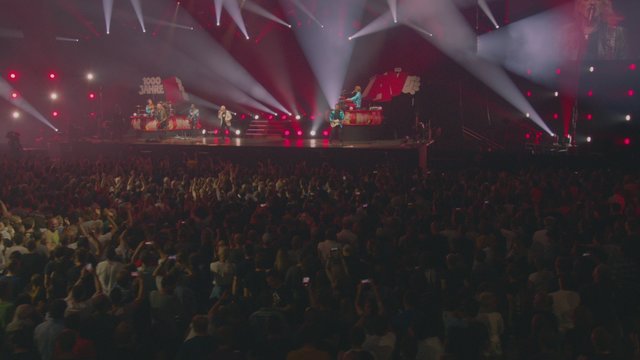 Küss' die Hand schöne Frau (Offizielles Live Video - Der Abschied)