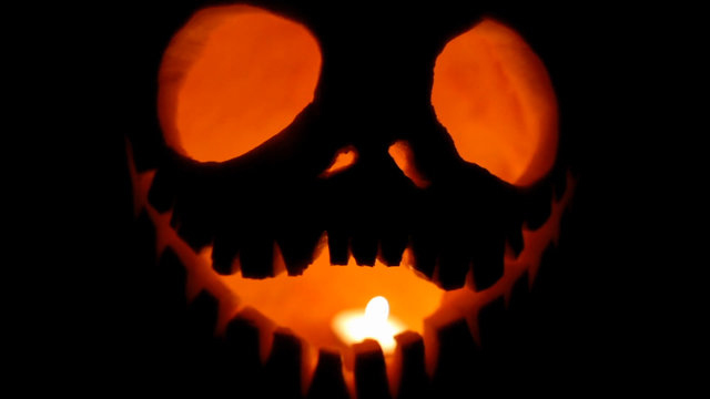 Haunting Theme (Haunting Remix)�