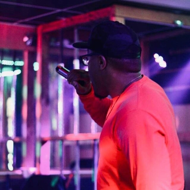 Pain In Me (feat. MixedByBankz)