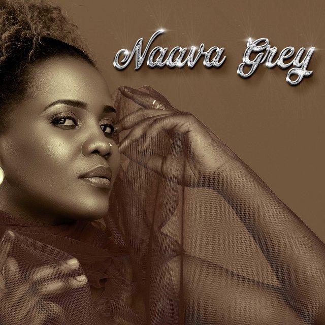 Naava Grey