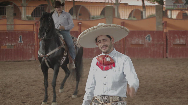 El Ranchero y el Charro
