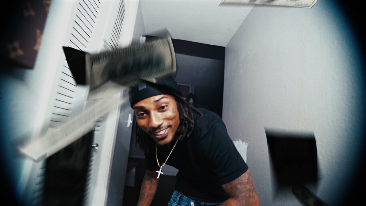 Keep Up Wit Me (Official Music Video)
