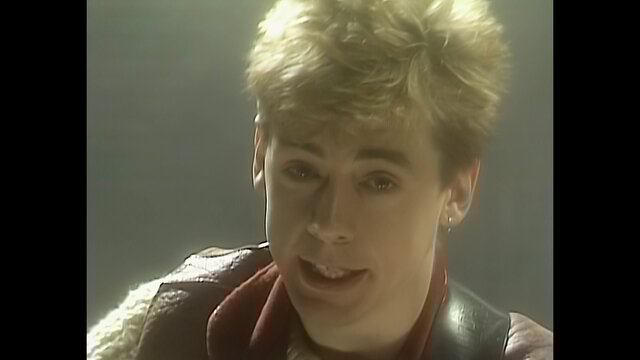 Favourite Shirts (Boy Meets Girl) (Official HD Video)