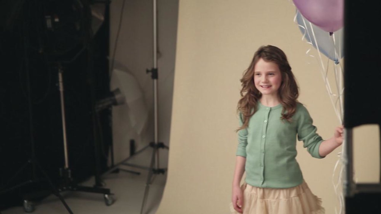Behind the Scenes (Photoshoot)