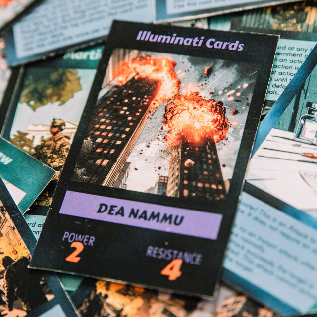 Illuminati Cards