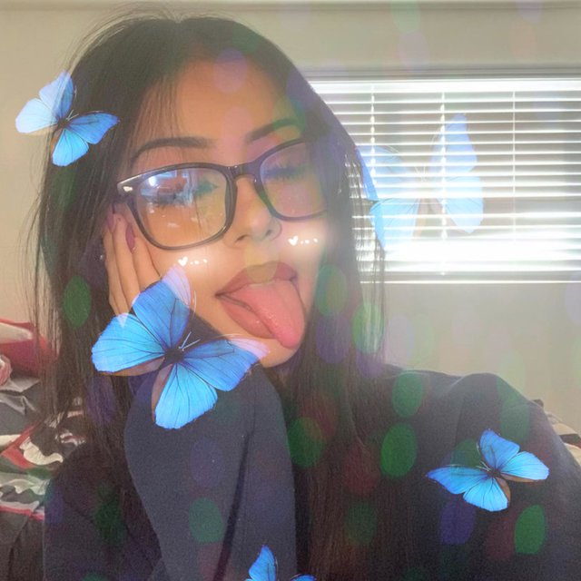 PRETTY FACE