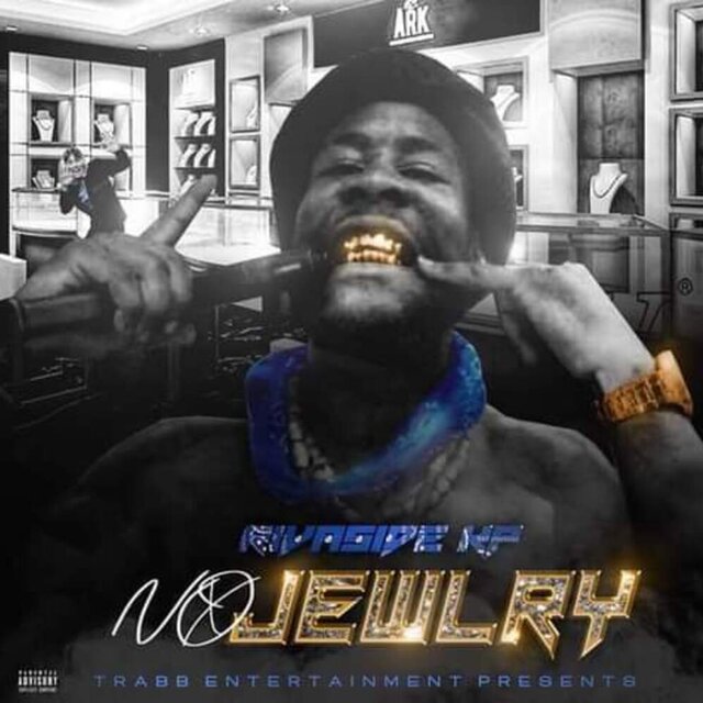 No Jewlry
