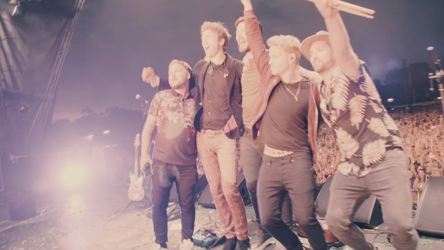 Live in Dublin (Behind the Scenes)
