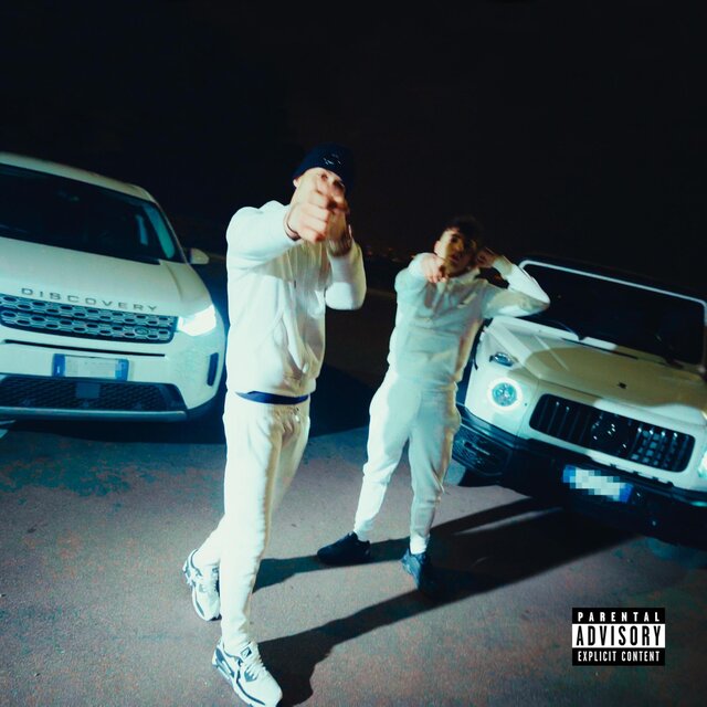 REALTÀ (feat. OCI KASH)