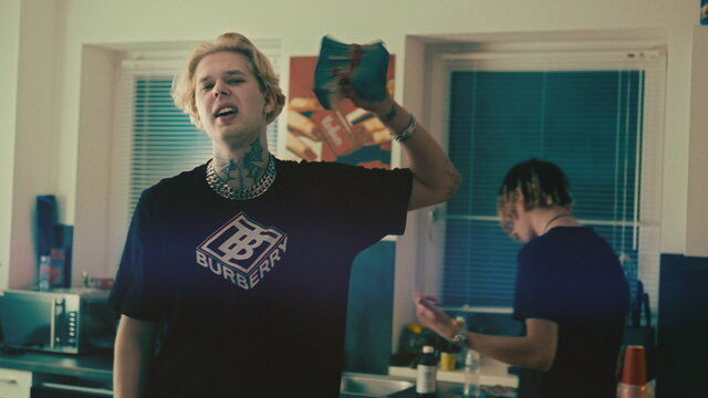 WHOLE LOTTA CASH