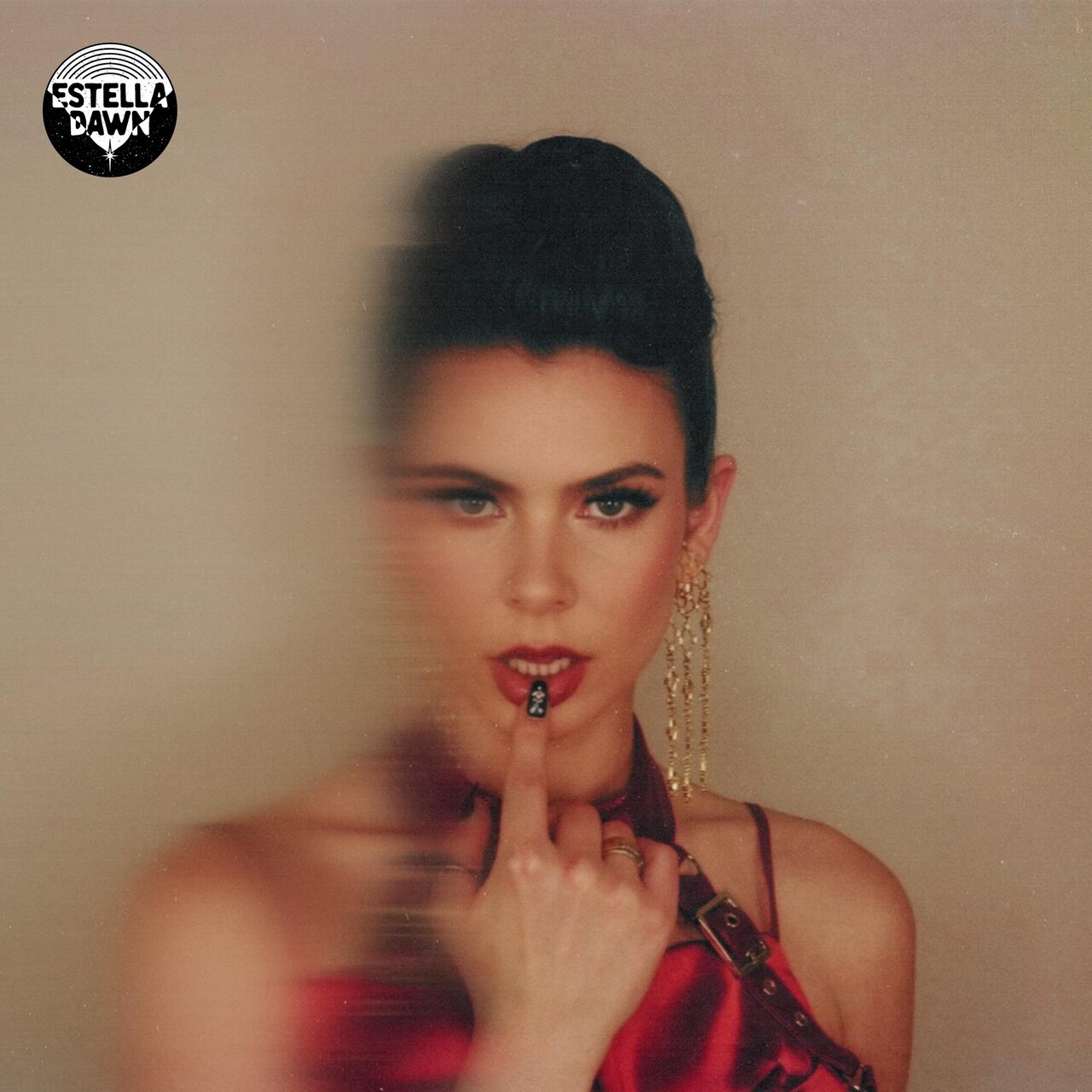 Estella Dawn  - Hey Gina [Single + Video]