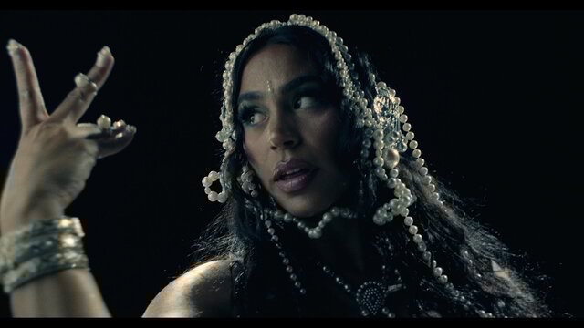 Beggin (Official Video)