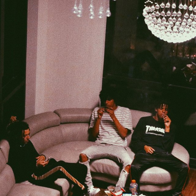 Uber XL (feat. Izzy the Type)