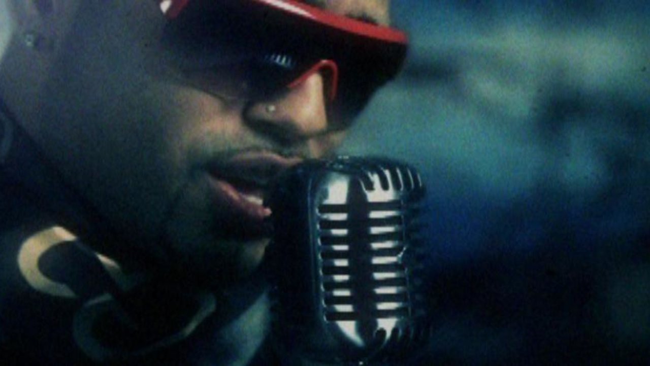 Llorar Lloviendo (Official Video)