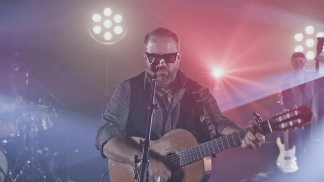 Recuerdos (Official Performance Video)