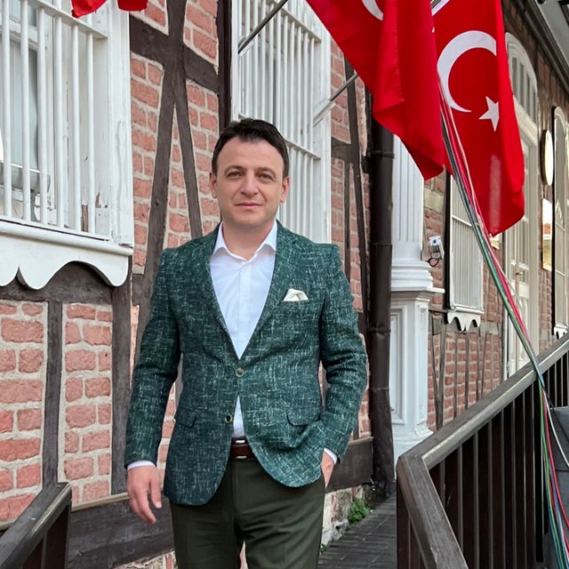 SEN KALBİMİN GÖZYAŞLARISIN