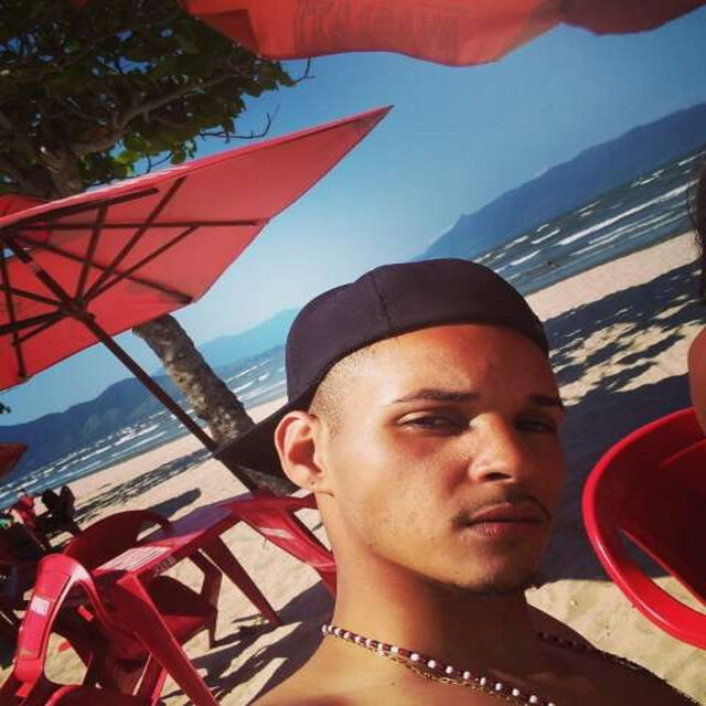 Morena sensual