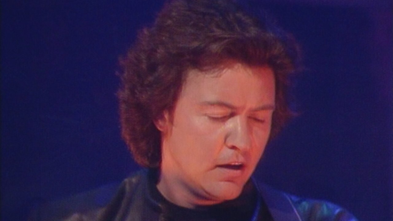 Softly Whispering I Love You (Top of the Pops 18/05/1990)