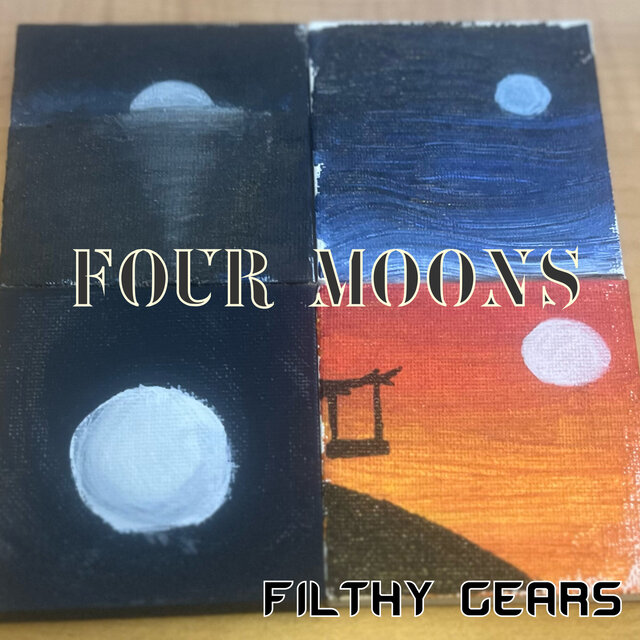 4 Moons
