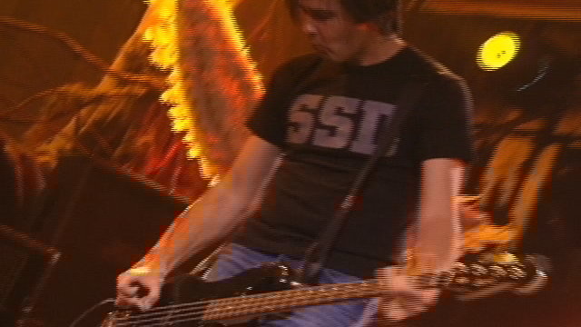 Radio Friendly Unit Shifter (Live And Loud, Seattle / 1993)