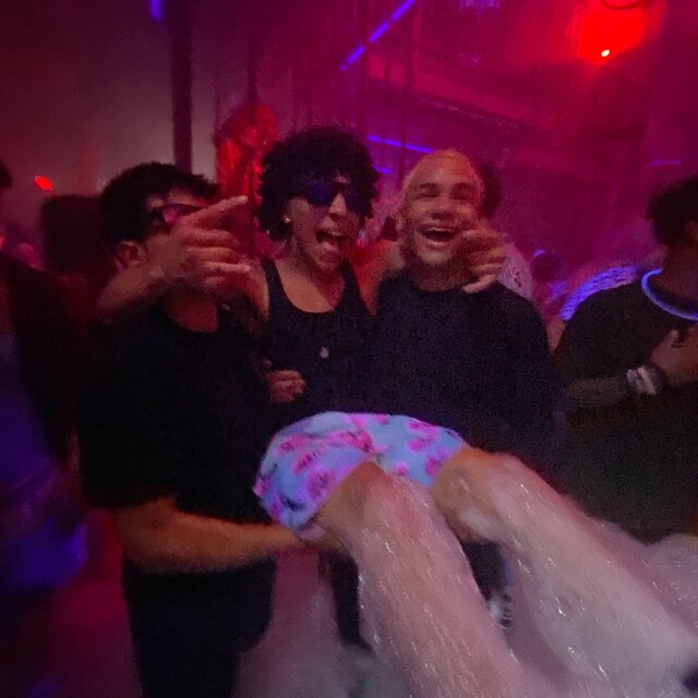 Born 2 Flex