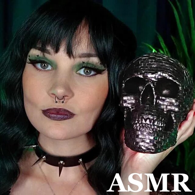 Goth Girl Tries Scary Goth Triggers