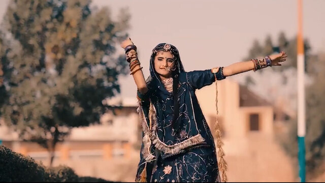 Neem Tale Pag Dhovanti