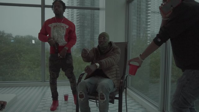 no Kizzy (feat. YuEffect & Yung Emmy)
