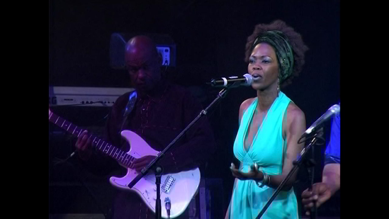 No Love Lost (Live at the Standard Bank International Jazz Festival, 2006)
