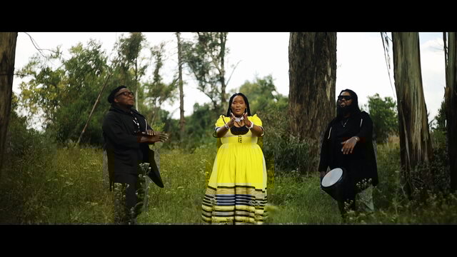 Izinkathazo (feat. I am Gogo Lwandle)