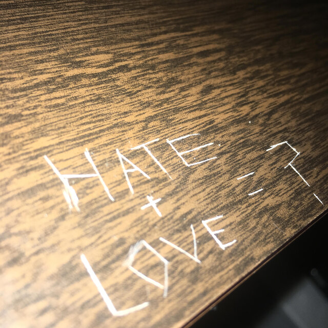 </3