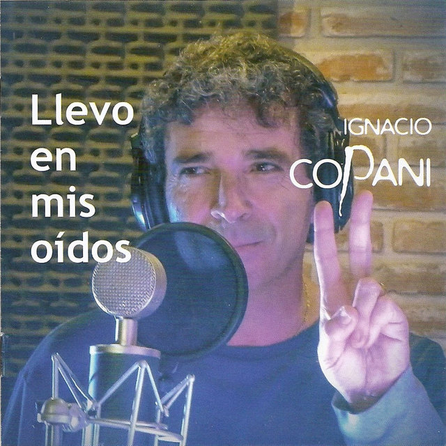Llevo en Mis Oídos