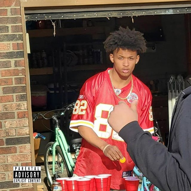 Yktv (feat. Yung Eli!)