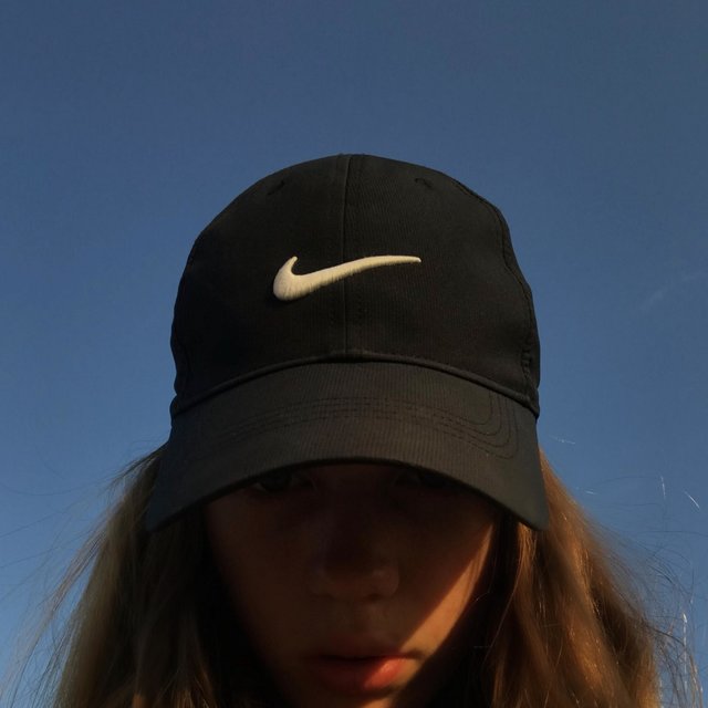 Hazel Eyes (feat. Davnkk & Roach)