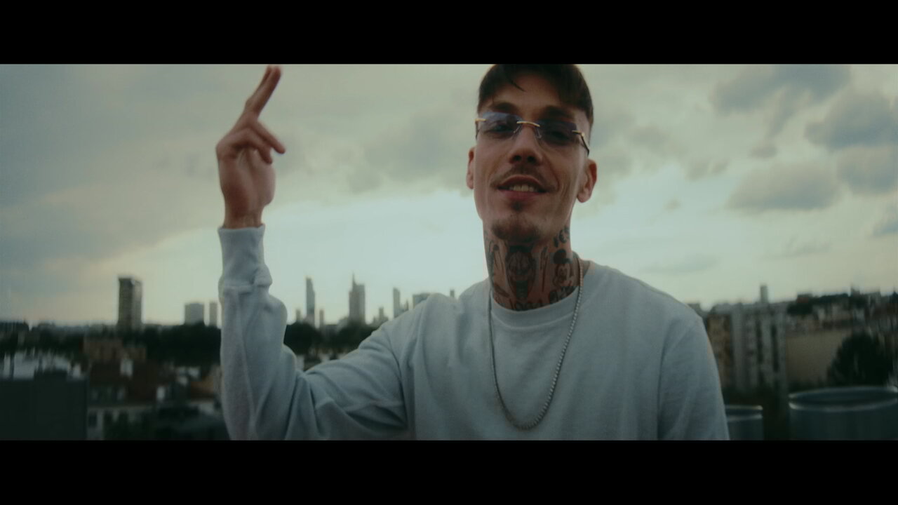 BON VOYAGE (Official Video)