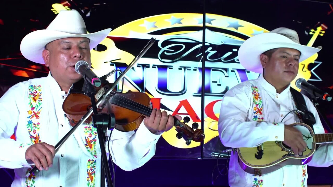 Nadie Sabe Lo Que Tiene - En Vivo Desde Encuentro Huasteco