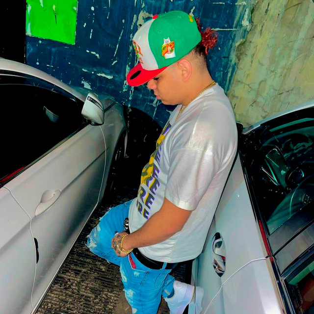 Nunca Me Quedo (feat. La Fraga Men & Danni Big) (feat. La Fraga Men & Danni Big)