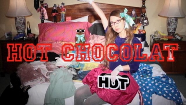 HOT CHOCOLAT