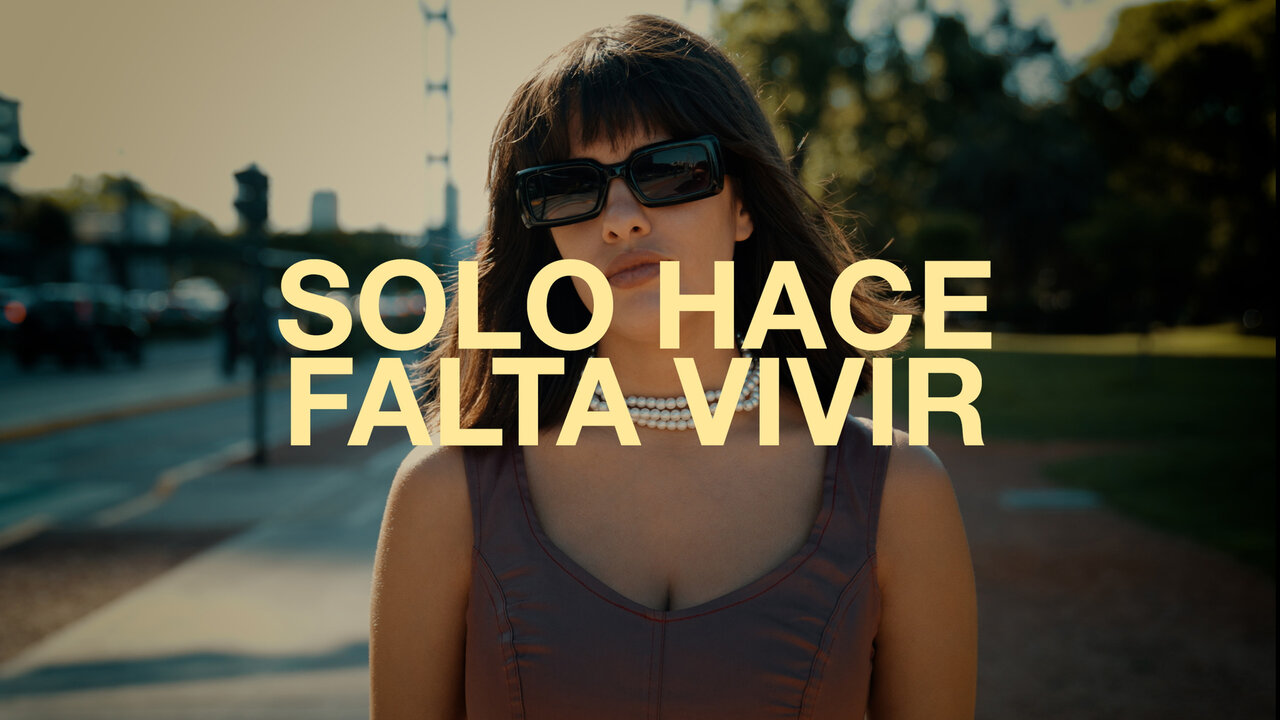 Solo hace falta vivir (Official Video)