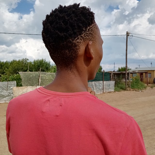 Aziwe Mo'
