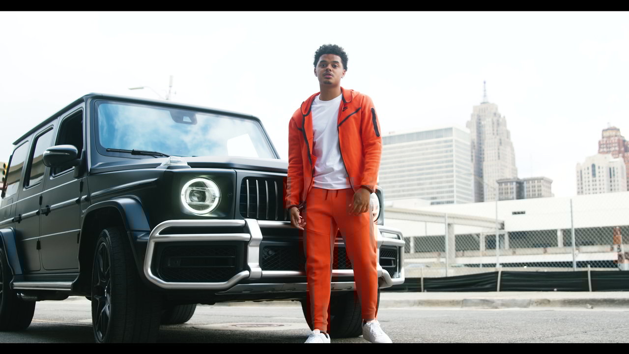 Slow Yo Role (Official Video)