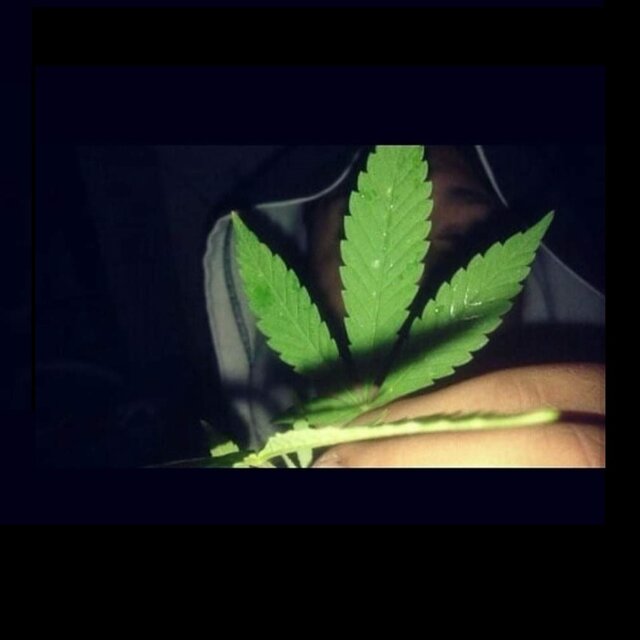 La Buena (feat. Chiki mc)